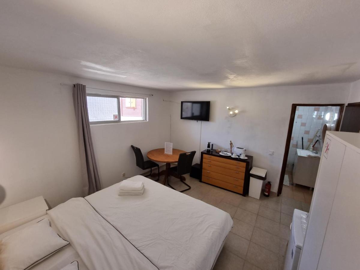Aaa Apartaments T0 Piscina Marina Albufeira Exterior photo
